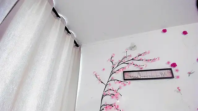 Snapshot of NicoRobinx chatting on 20, 4, 2026 NicoRobinx online show from 20, 4, 2026