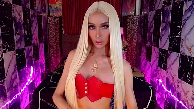 SeductiveSamanthaTS online show from 6, 4, 2026