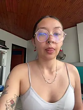 Snapshot of Charlotte_Mason chatting on 14, 5, 2026 Charlotte Mason online show from 14, 5, 2026