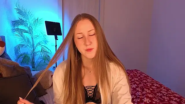 Snapshot of CassieReborn chatting on 2, 2, 2026 CassieReborn online show from 2, 2, 2026