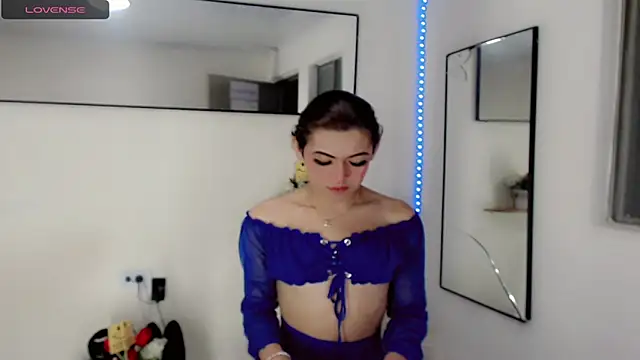 Snapshot of NathalialLooes chatting on 27, 4, 2026 NathalialLooes online show from 27, 4, 2026