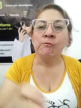 Snapshot of JULIETA_21- chatting on 23, 5, 2026 JULIETA 21- online show from 23, 5, 2026