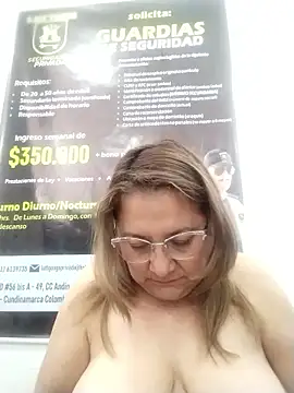 Snapshot of JULIETA_21- chatting on 17, 6, 2026 JULIETA 21- online show from 17, 6, 2026