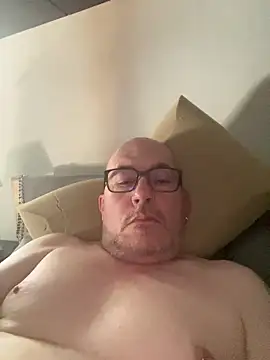 Snapshot of Pimouss01000 chatting on 18, 6, 2026 Pimouss01000 online show from 18, 6, 2026