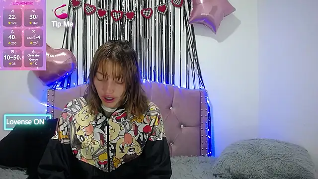 Snapshot of emily_cooper_pym chatting on 28, 2, 2026 emily cooper pym online show from 28, 2, 2026