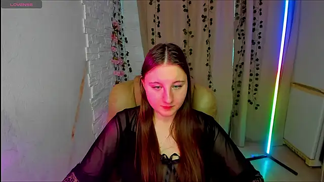 Snapshot of EvaxCharm chatting on 15, 2, 2026 EvaxCharm online show from 15, 2, 2026