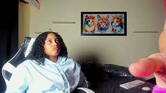 Snapshot of meredit_cris23 chatting on 7, 2, 2026 meredit cris23 online show from 7, 2, 2026