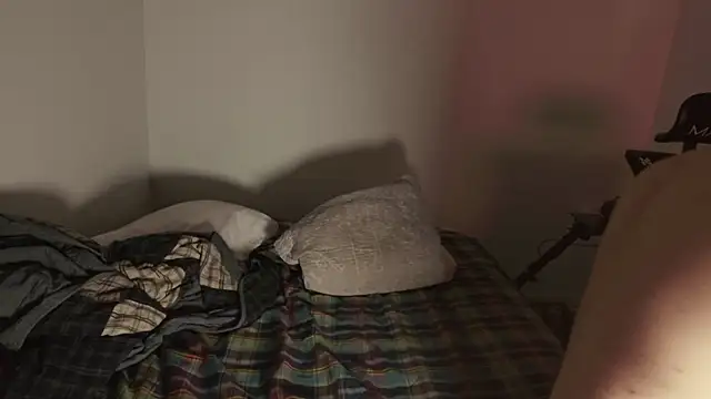 Snapshot of Begamc chatting on 4, 3, 2026 Begamc online show from 4, 3, 2026