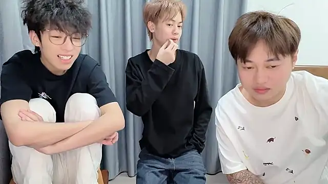 Snapshot of No_1MiaoMiao-Kk chatting on 5, 2, 2026 No 1MiaoMiao-Kk online show from 5, 2, 2026