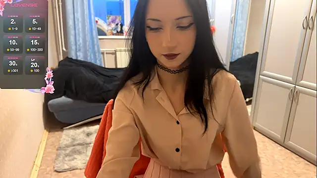 Snapshot of UrBabeLuna chatting on 4, 2, 2026 UrBabeLuna online show from 4, 2, 2026