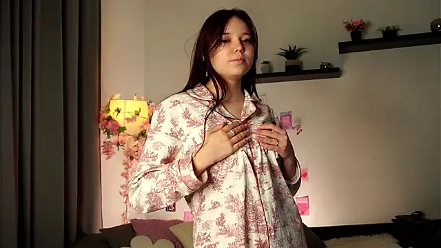 Snapshot of ManyMercuri chatting on 2, 2, 2026 ManyMercuri online show from 2, 2, 2026