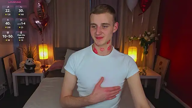 Snapshot of HereAlexColee chatting on 14, 2, 2026 HereAlexColee online show from 14, 2, 2026