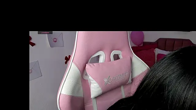 SiennaBloom online show from 14, 2, 2026