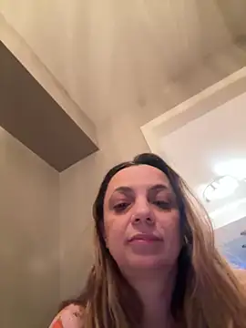 Snapshot of ShyFlameLive chatting on 1, 2, 2026 ShyFlameLive online show from 1, 2, 2026