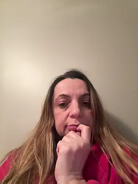 Snapshot of ShyFlameLive chatting on 8, 2, 2026 ShyFlameLive online show from 8, 2, 2026