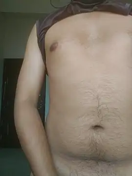 Snapshot of chocolatesboy143 chatting on 1, 3, 2026 chocolatesboy143 online show from 1, 3, 2026