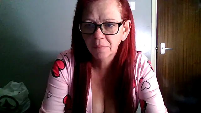 Forbidden-Irish-x online show from 16, 4, 2026