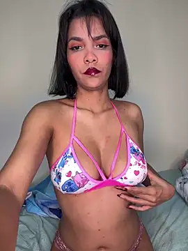 Kitty Wild 19 online show from 5, 4, 2026