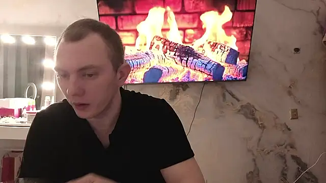 Snapshot of Crystal_Nuts chatting on 2, 3, 2026 Crystal Nuts online show from 2, 3, 2026