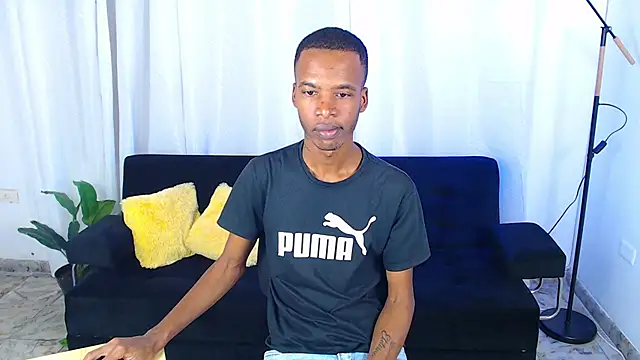 Snapshot of gusy_18 chatting on 6, 2, 2026 gusy 18 online show from 6, 2, 2026