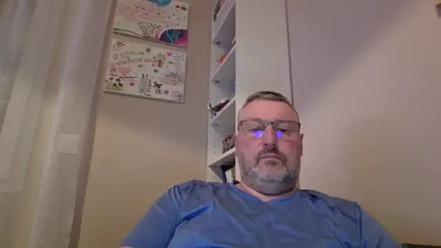 doudou310 online show from 4, 3, 2026