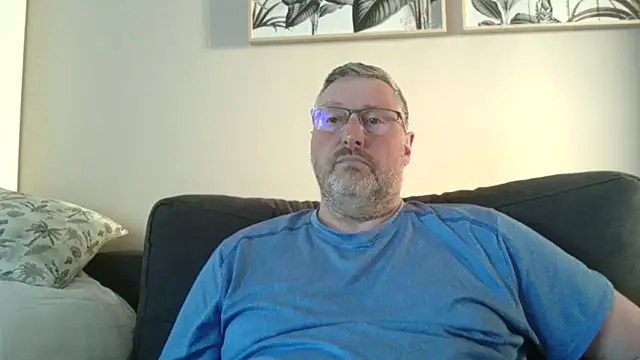 doudou310 online show from 18, 3, 2026