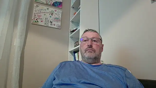 doudou310 online show from 19, 4, 2026