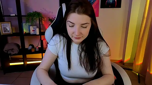 Snapshot of AliceChanel chatting on 17, 5, 2026 AliceChanel online show from 17, 5, 2026
