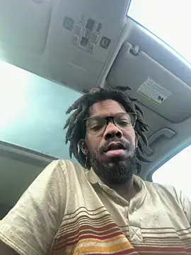 makemestayhard online show from 28, 3, 2026