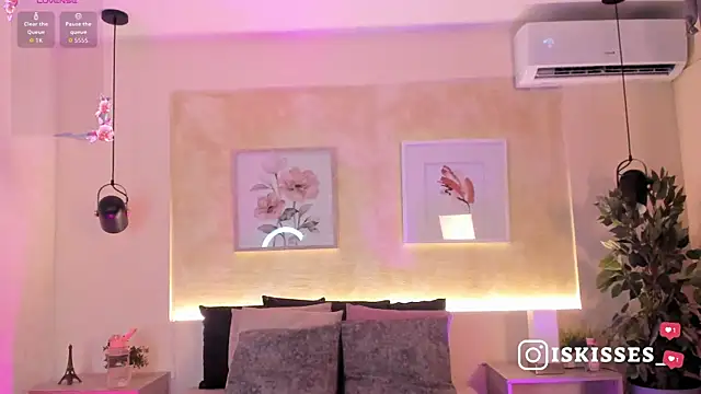 Snapshot of IsabellaSweet__ chatting on 3, 3, 2026 IsabellaSweet online show from 3, 3, 2026