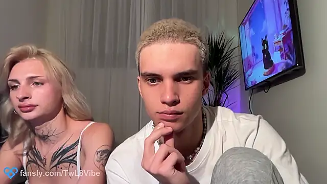 Snapshot of twl8vibe chatting on 6, 2, 2026 twl8vibe online show from 6, 2, 2026