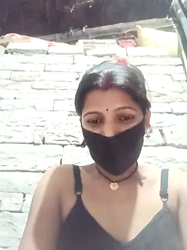 Snapshot of Divya-11431 chatting on 17, 3, 2026 Divya-11431 online show from 17, 3, 2026