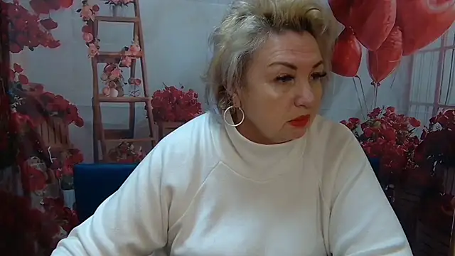 Snapshot of RenataDaster chatting on 27, 4, 2026 RenataDaster online show from 27, 4, 2026