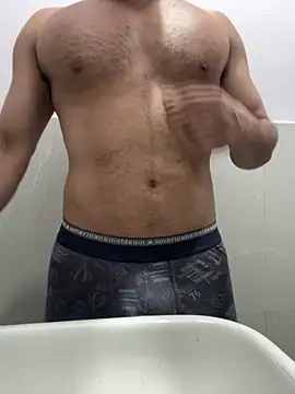 RoccoHardy online show from 16, 2, 2026