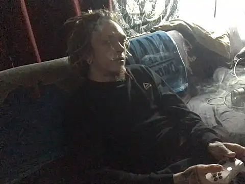 Versaceballsack online show from 2, 2, 2026