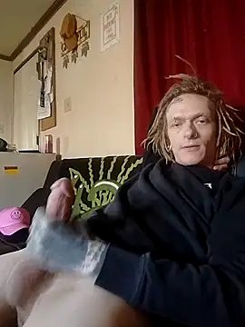 Versaceballsack online show from 30, 4, 2026