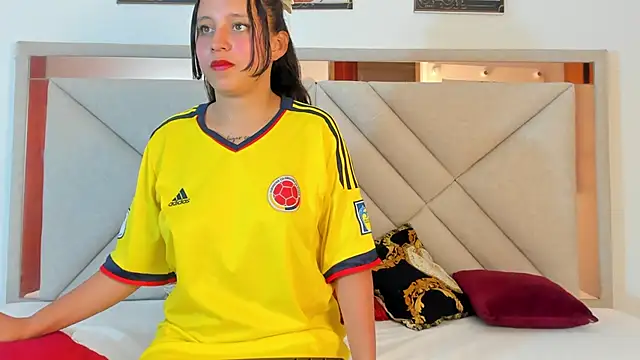 Snapshot of AmberQueen1 chatting on 17, 2, 2026 AmberQueen1 online show from 17, 2, 2026