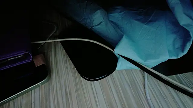 lenanane0126 online show from 17, 3, 2026