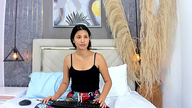 emma evanss   online show from 26, 3, 2026