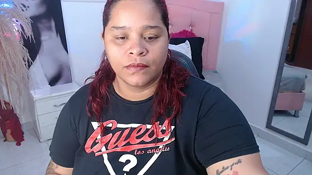 Snapshot of NathaliaMayson chatting on 7, 4, 2026 NathaliaMayson online show from 7, 4, 2026