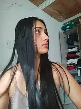 Snapshot of cynliu chatting on 18, 7, 2026 cynliu online show from 18, 7, 2026