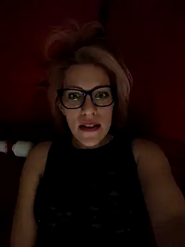 Snapshot of PolomaAndBobo chatting on 8, 2, 2026 PolomaAndBobo online show from 8, 2, 2026