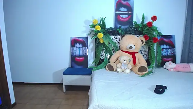 Snapshot of lika_little0 chatting on 1, 3, 2026 lika little0 online show from 1, 3, 2026