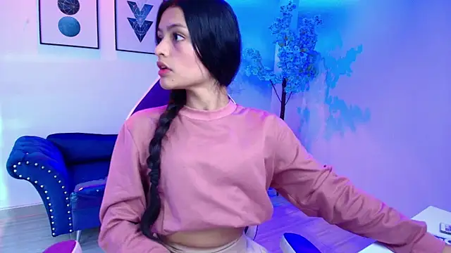 Maddie T18 online show from 11, 3, 2026