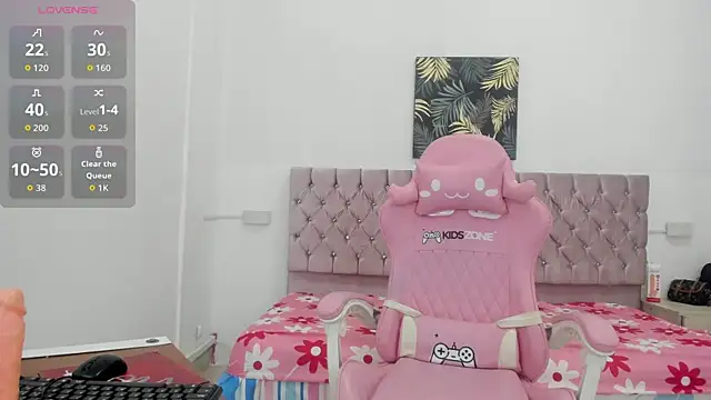 Snapshot of thaliaa_smith1 chatting on 21, 2, 2026 thaliaa smith1 online show from 21, 2, 2026