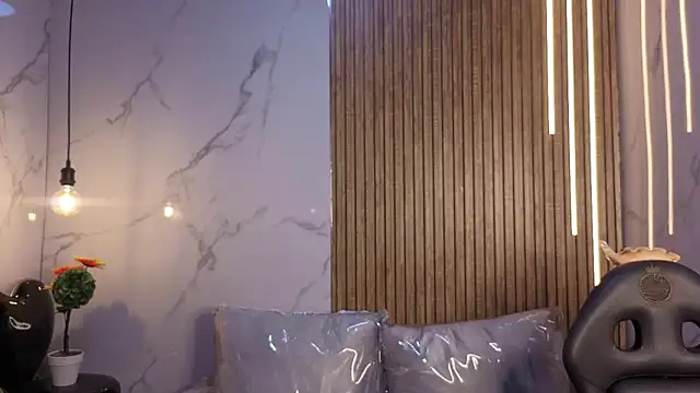 Snapshot of Perla_lovely_ chatting on 13, 5, 2026 Perla lovely online show from 13, 5, 2026