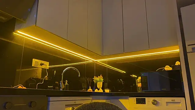 BlackFox V online show from 1, 3, 2026