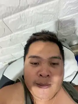 Snapshot of bigloadfox chatting on 12, 3, 2026 bigloadfox online show from 12, 3, 2026