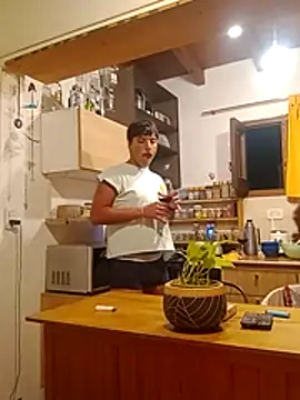 Snapshot of LuxuCum chatting on 3, 2, 2026 LuxuCum online show from 3, 2, 2026