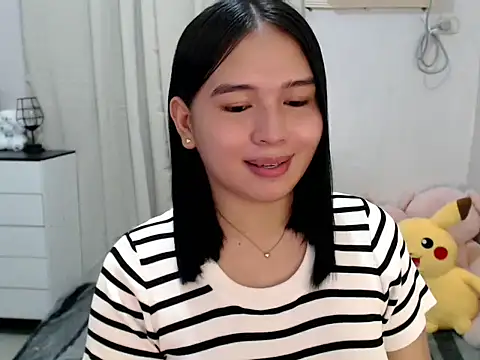 Snapshot of lovely_Janeee chatting on 7, 7, 2026 lovely Janeee online show from 7, 7, 2026